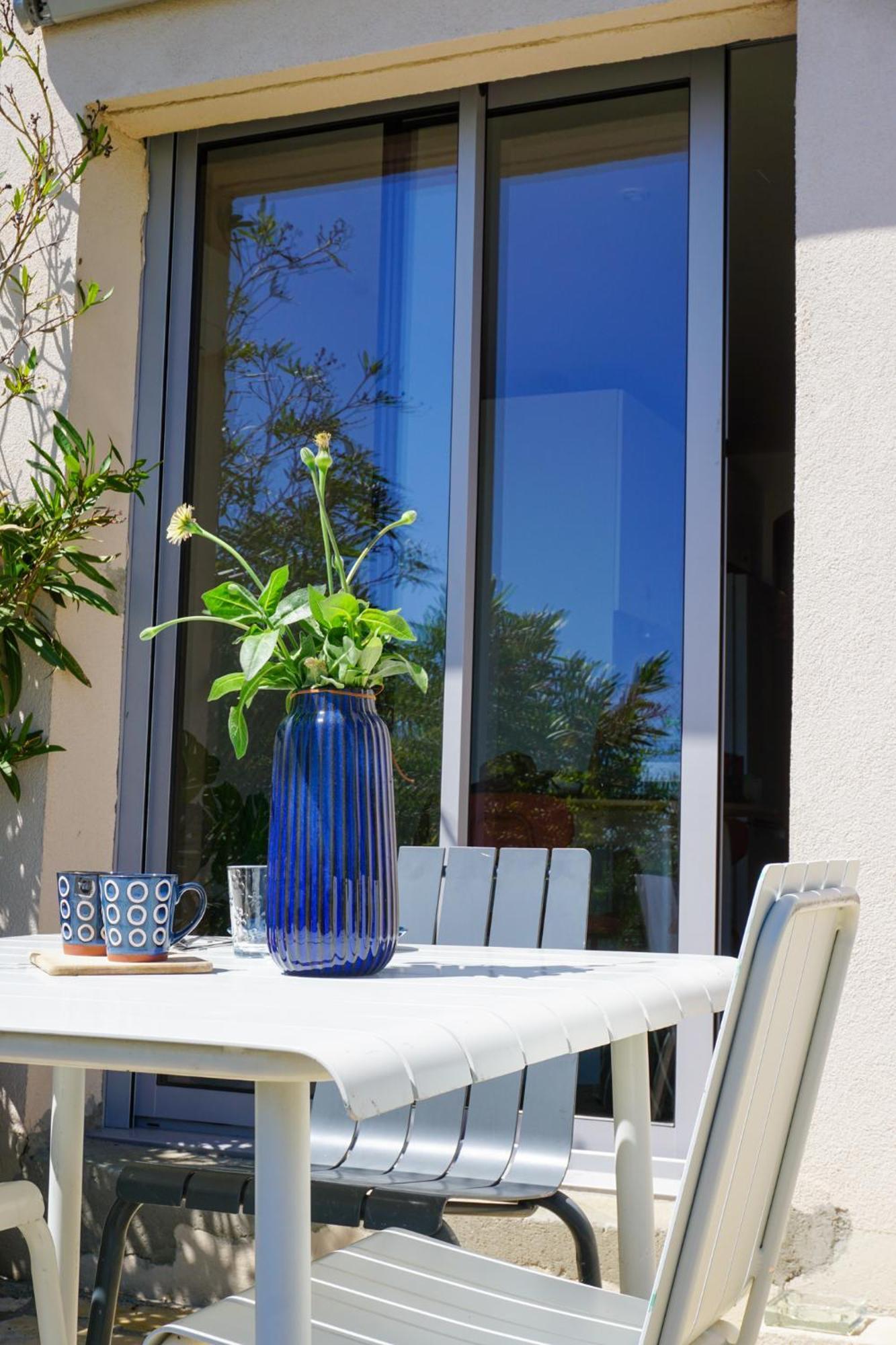 Le Soleil Bleu Hyerois Apartment Hyeres Exterior photo